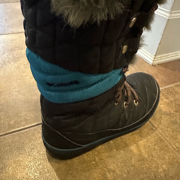 Columbia Women's Heavenly™ Omni-Heat™ Boot - Picture 2 of 6